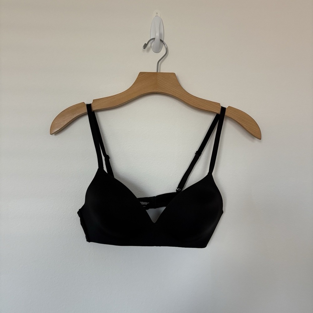 Gap Body Bra 34B Black Lightweight Lightly Padded Wireless Adjustable Straps - Picture 6 of 12